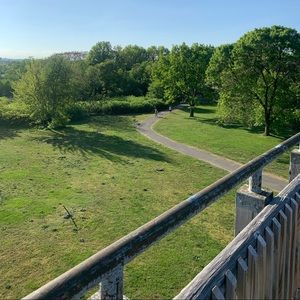 Meet your Posher, Jean